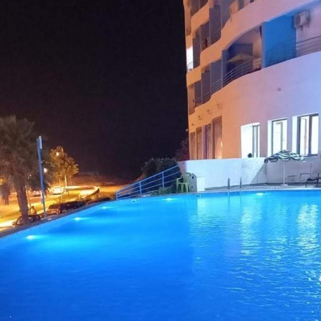 Studio Avec Piscine Et Wifi A Cabonegro Cabo Negro Εξωτερικό φωτογραφία